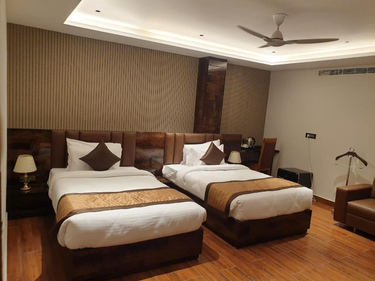 Hotel Suncity Palace Κατιχάρ Εξωτερικό φωτογραφία