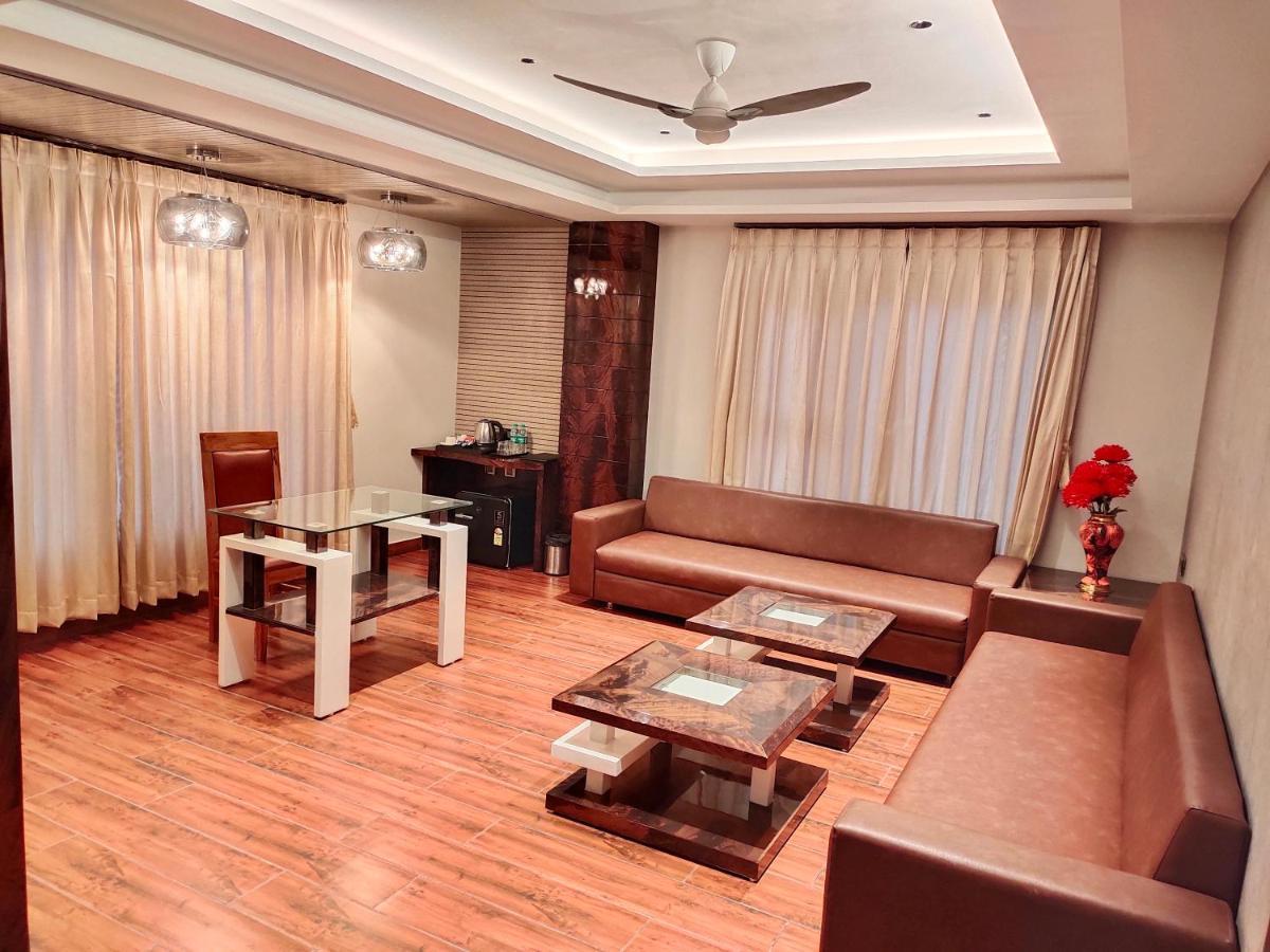 Hotel Suncity Palace Κατιχάρ Εξωτερικό φωτογραφία