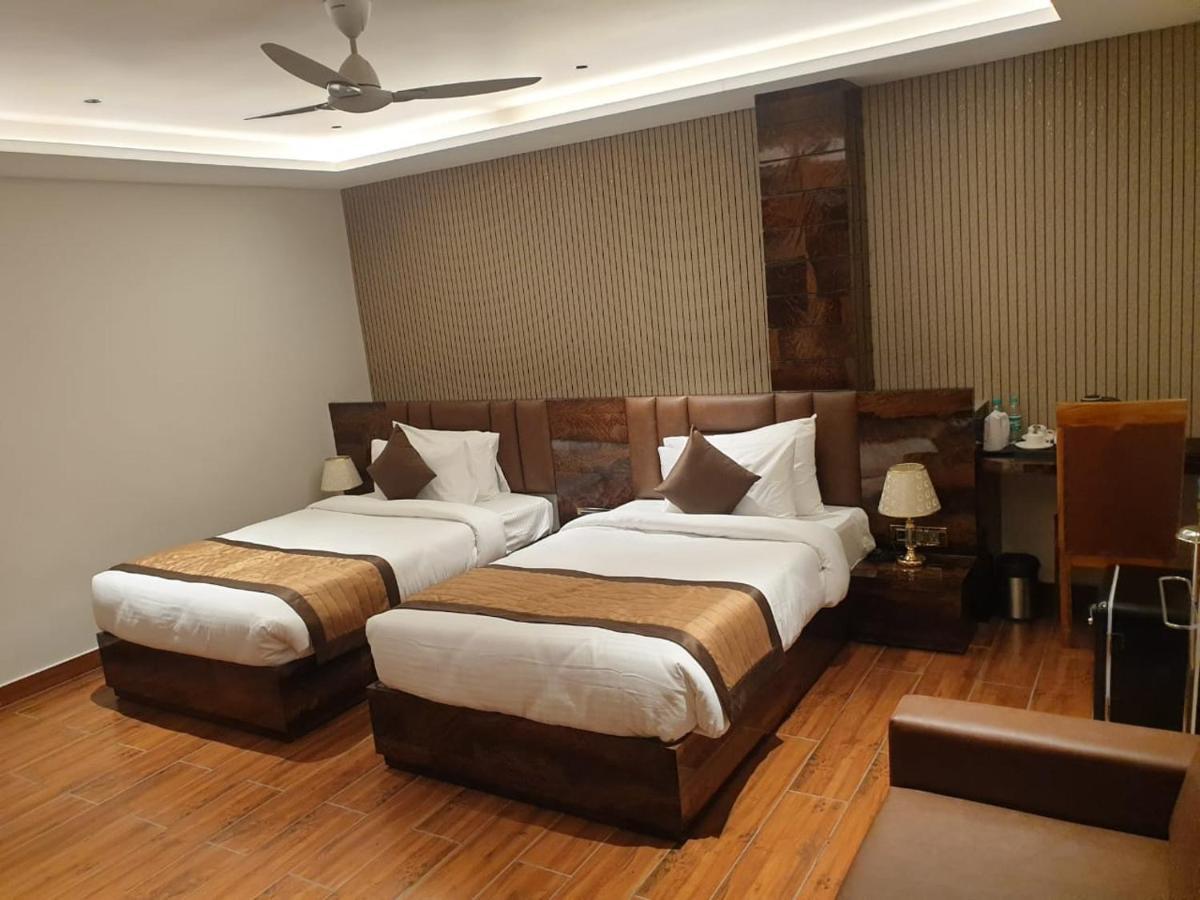 Hotel Suncity Palace Κατιχάρ Εξωτερικό φωτογραφία