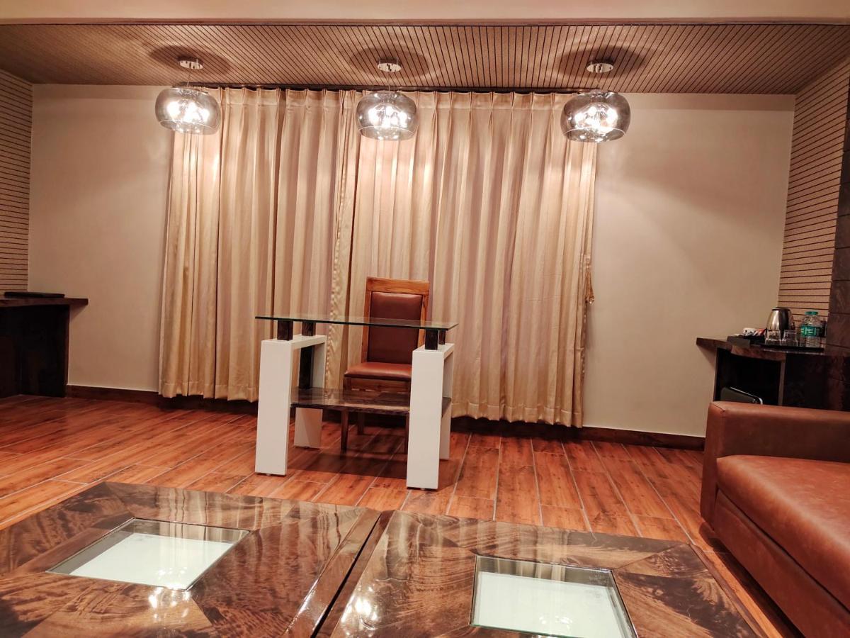 Hotel Suncity Palace Κατιχάρ Εξωτερικό φωτογραφία