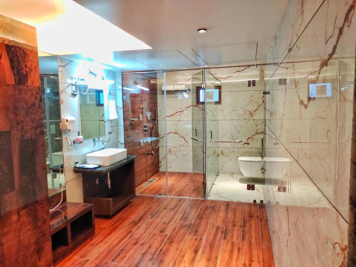 Hotel Suncity Palace Κατιχάρ Εξωτερικό φωτογραφία
