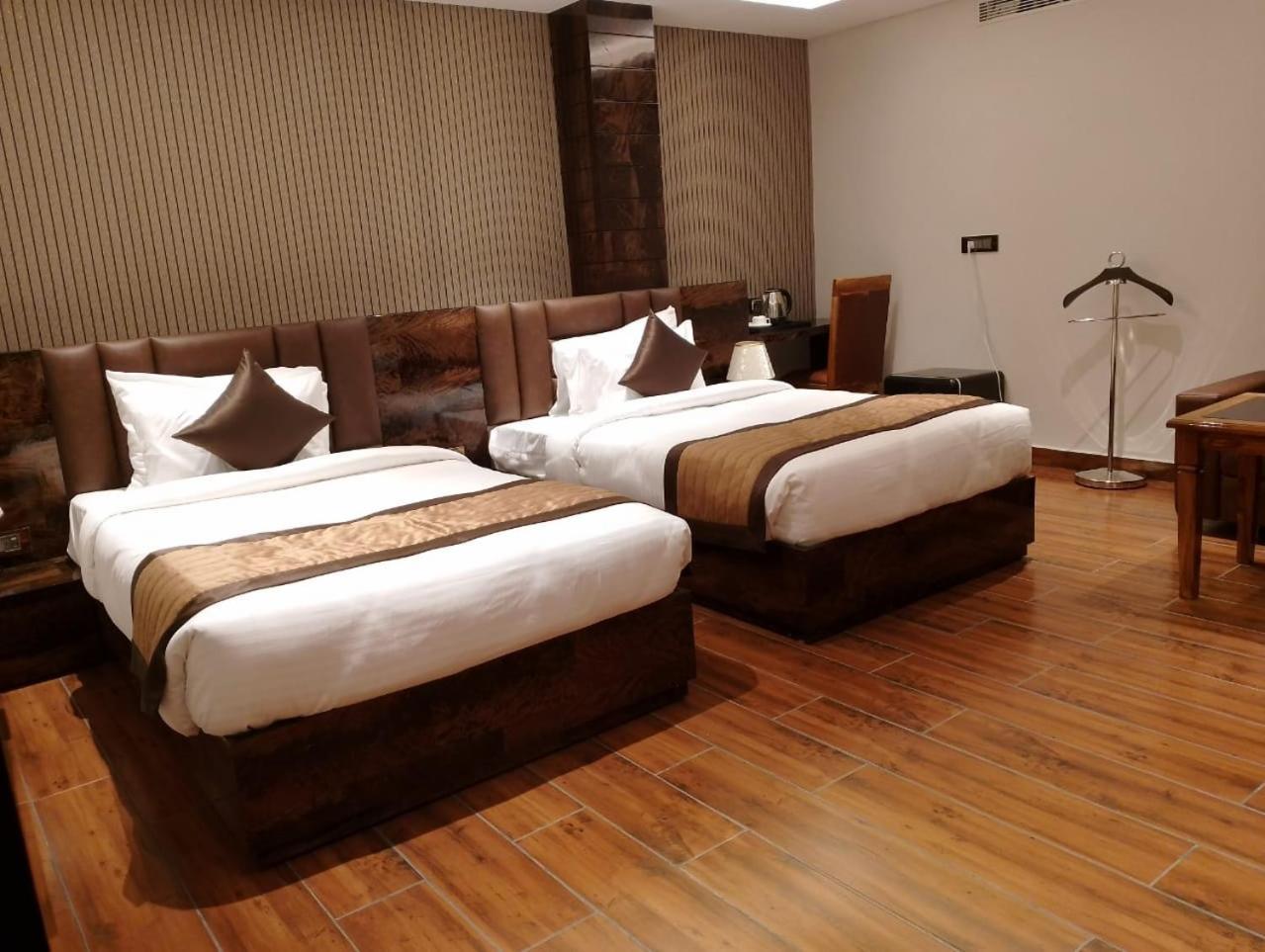 Hotel Suncity Palace Κατιχάρ Εξωτερικό φωτογραφία